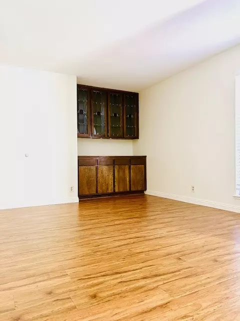 Cerritos, CA 90703,17818 Noran