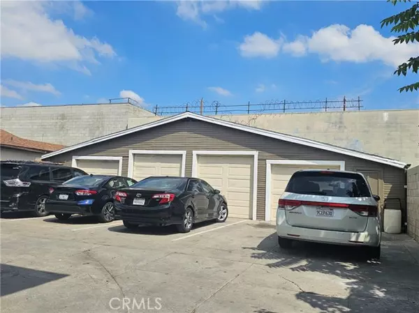 Los Angeles, CA 90011,183 E 35th