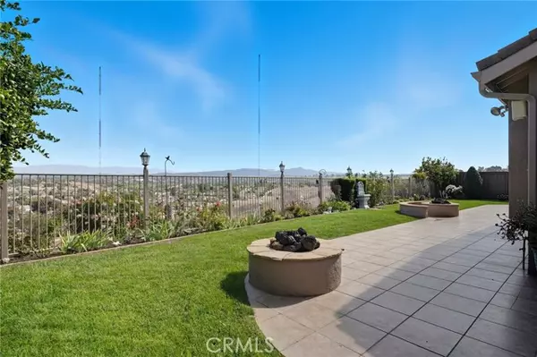 Oceanside, CA 92056,5217 Palmera DR