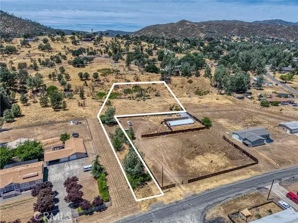 Clearlake Oaks, CA 95423,2595 Spring Valley RD