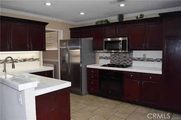 Covina, CA 91722,573 E Stephanie