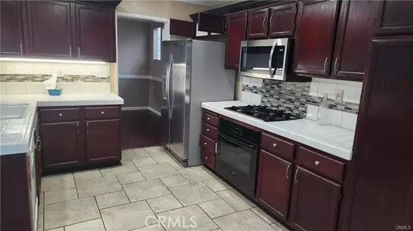 Covina, CA 91722,573 E Stephanie