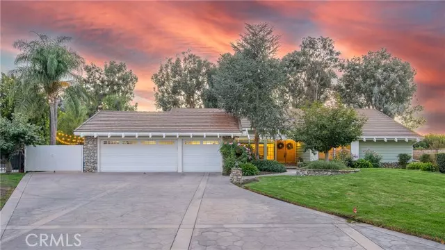 Simi Valley, CA 93065,304 Chelan