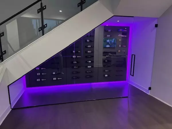 Porter Ranch, CA 91326,20321 W Aberdeen