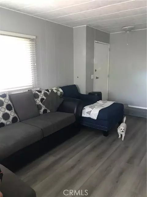 Hesperia, CA 92345,19190 Hinton ST