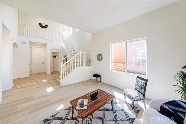 Valencia, CA 91381,27273 Baviera WAY
