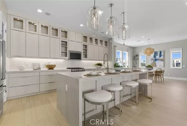 Montebello, CA 90640,448 Marlow LN