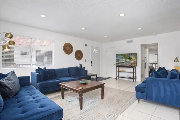 San Clemente, CA 92672,140 Avenida Algodon B