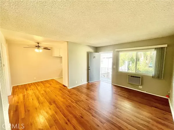 3123 Foothill BLD 29, La Crescenta, CA 91214