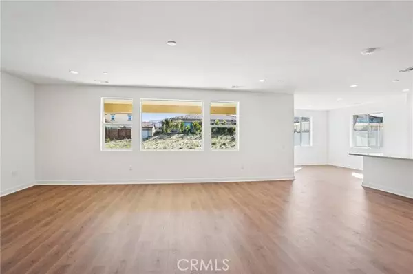 Palmdale, CA 93551,4040 Saddlewood DR