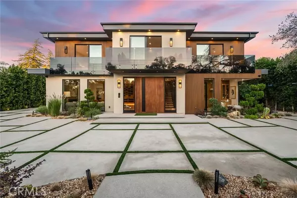 5244 Tampa Ave, Tarzana, CA 91356