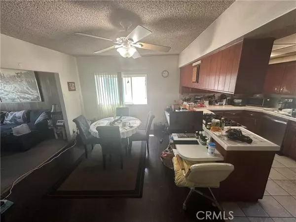 Los Angeles, CA 90011,1409 E 41st PL