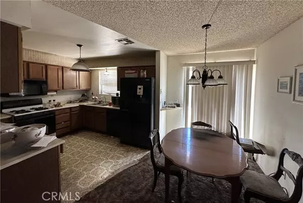 Apple Valley, CA 92308,20489 Wren