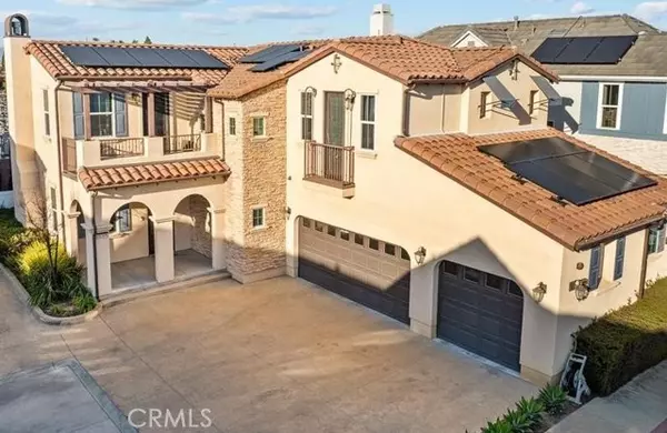 Bellflower, CA 90706,10121 1/5 Washington ST