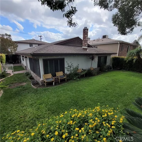 303 S Kenneth RD, Burbank, CA 91501