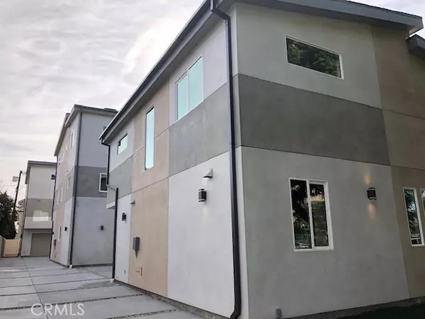 Van Nuys, CA 91401,14126 Sylvan ST