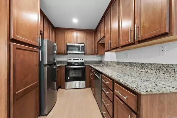 El Cajon, CA 92020,855 E Lexington Ave 4