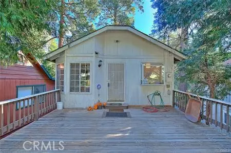 785 Woodland, Crestline, CA 92325