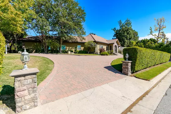 825 Chehalem RD, La Canada Flintridge, CA 91011