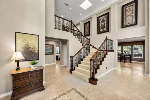 Yorba Linda, CA 92887,5540 Via Sara