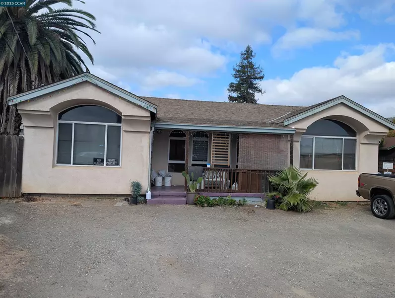 4970 Blum Rd, Martinez, CA 94553