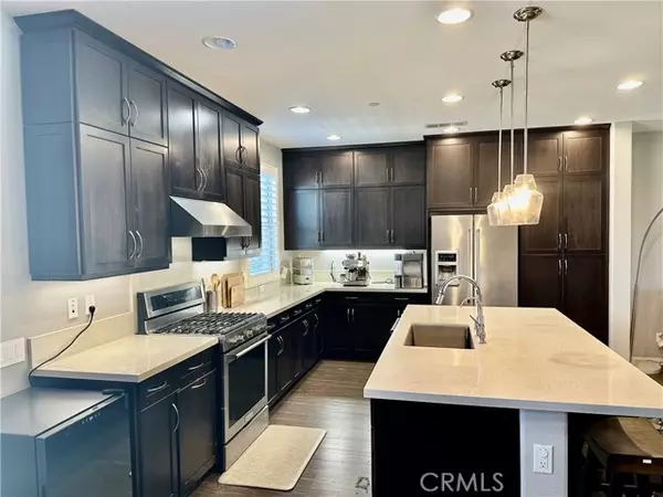 Irvine, CA 92618,188 Capricorn