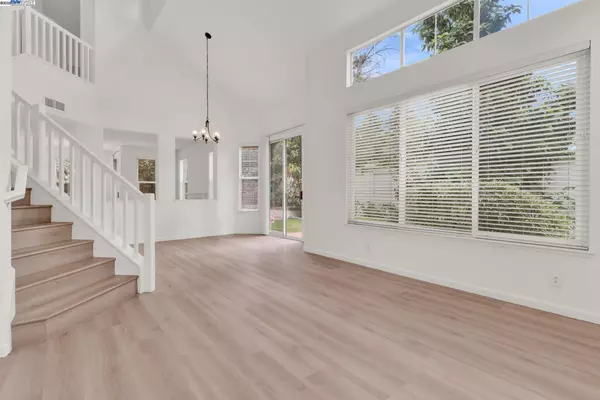 Pleasanton, CA 94588,4380 Diavila Ave