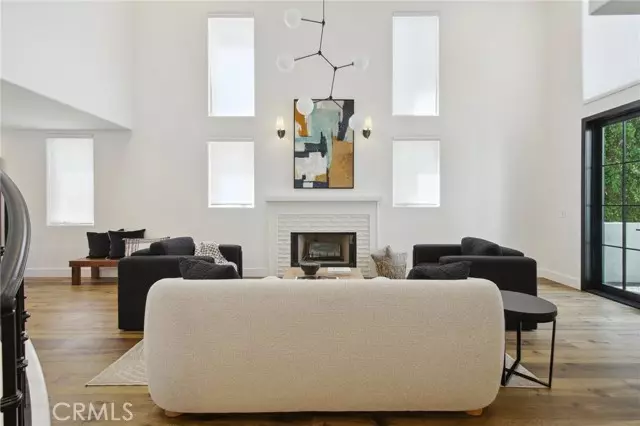 Studio City, CA 91604,4322 Alcove AVE