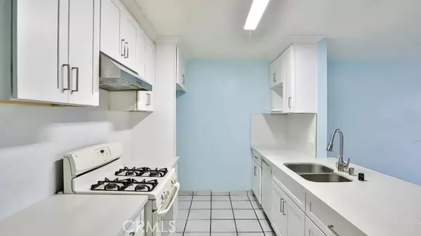 Anaheim, CA 92805,1531 E La Palma AVE C2