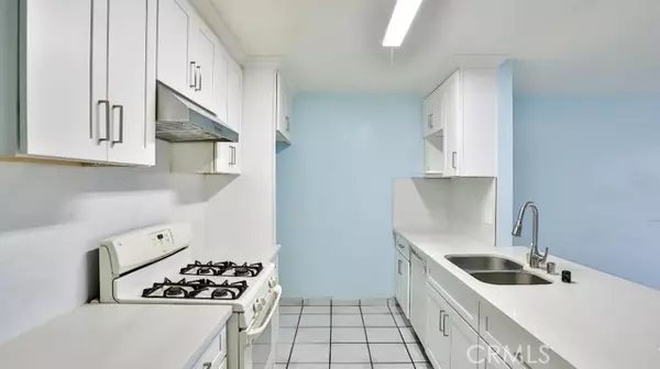 Anaheim, CA 92805,1531 E La Palma AVE C2