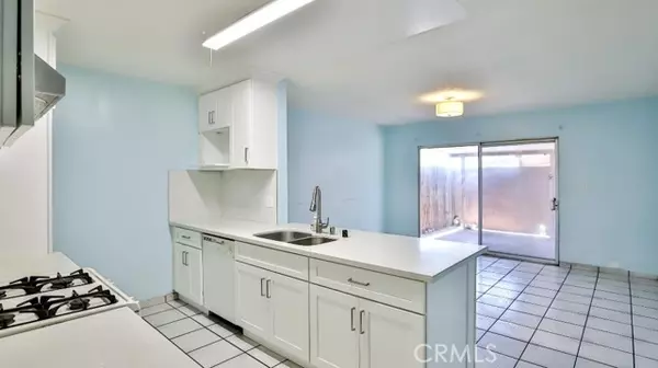 Anaheim, CA 92805,1531 E La Palma AVE C2