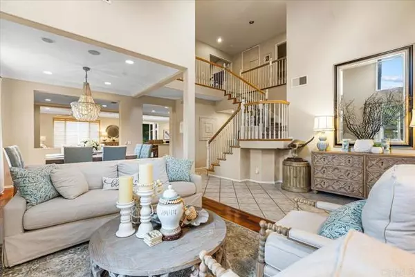 San Diego, CA 92130,5049 Ruette De Mer