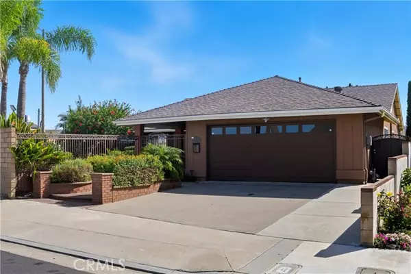 8472 Norfolk, Huntington Beach, CA 92646