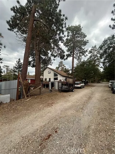 Sugarloaf, CA 92386,479 Holmes