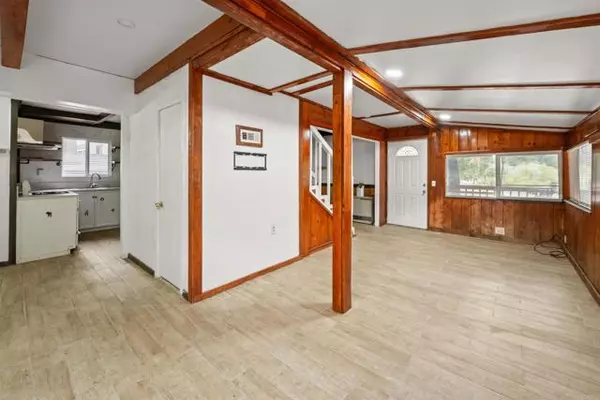 Running Springs, CA 92382,2442 Hunsaker Dr.