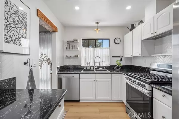 Winnetka, CA 91306,20134 Leadwell St 218