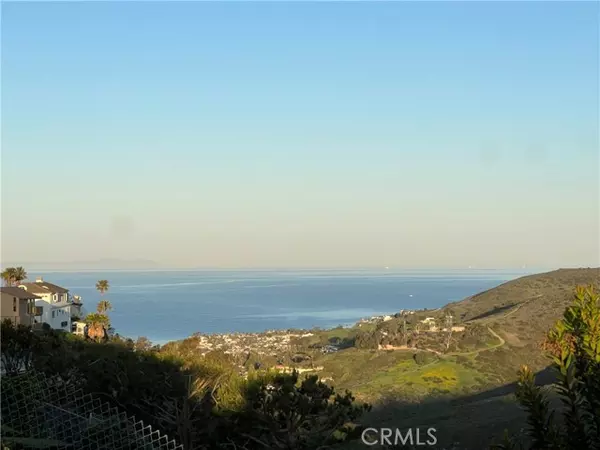 Laguna Beach, CA 92651,1569 Skyline