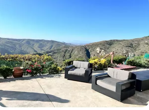 Laguna Beach, CA 92651,1569 Skyline