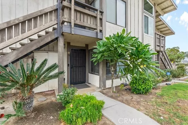 1150 S Meadow LN 35, Colton, CA 92324