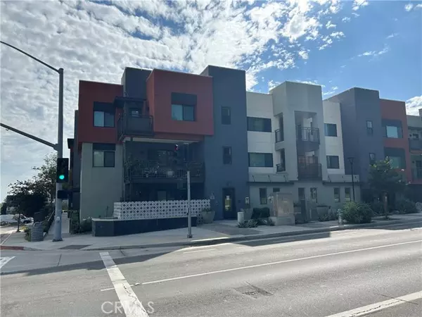 400 W Central 304, Brea, CA 92821