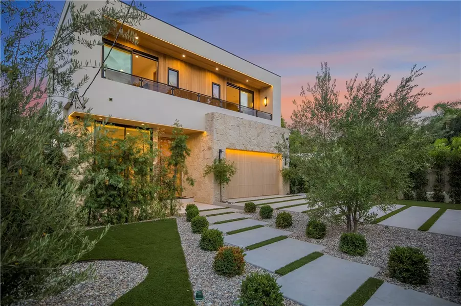 5170 Amestoy Ave., Encino, CA 91316