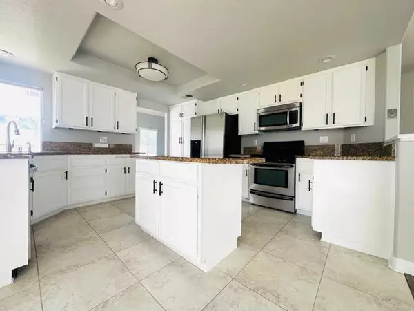 Oceanside, CA 92057,652 Montage RD