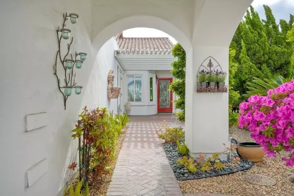 Oceanside, CA 92056,4760 Galicia WAY