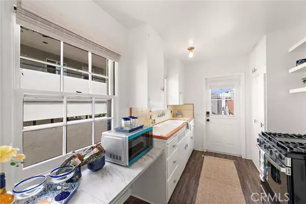 Laguna Beach, CA 92651,187 Lower Cliff DR