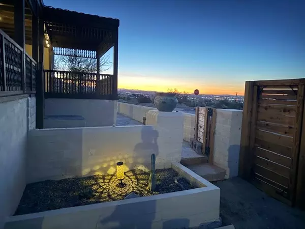 Twentynine Palms, CA 92277,74707 Sunset