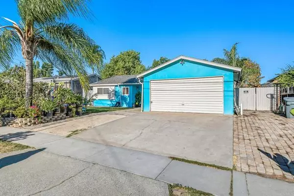 Escondido, CA 92026,1234 N Ivy ST