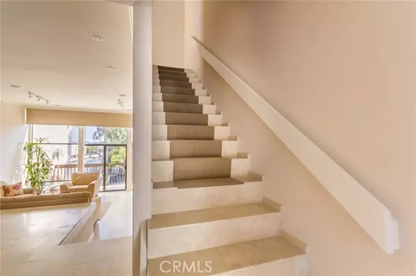 Long Beach, CA 90803,5336 Marina Pacifica