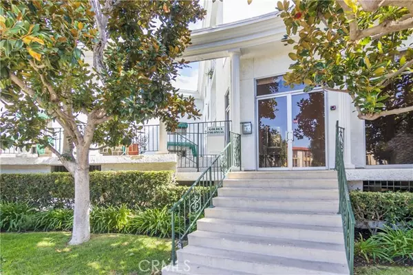 Sherman Oaks, CA 91403,4520 Natick