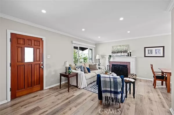 Long Beach, CA 90815,2236 Albury AVE