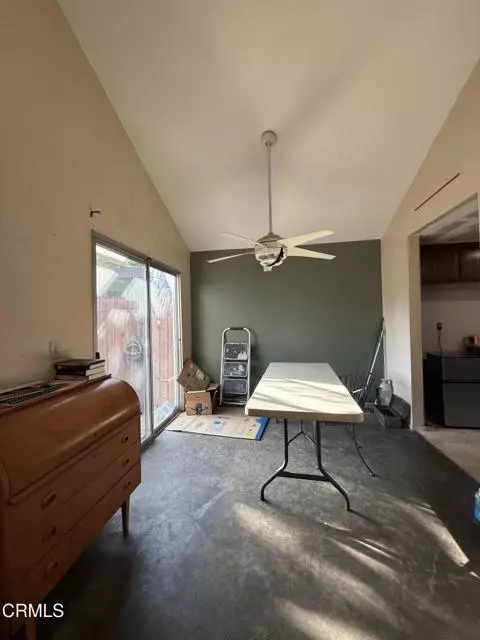 Oxnard, CA 93036,637 Holly AVE